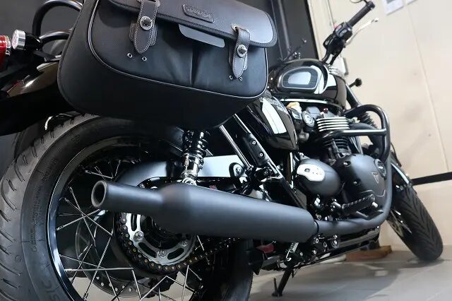 トライアンフ.ボンネビルT120　バイクコーティング施工