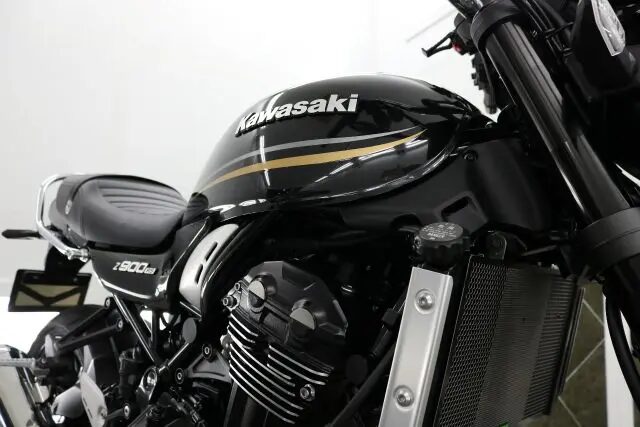 Kawasaki、Z900RS バイクコーティング