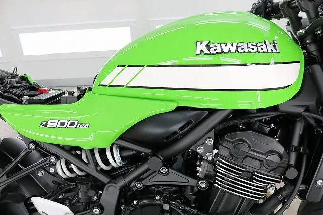 カワサキZ900RS　セラミックコーティング施工