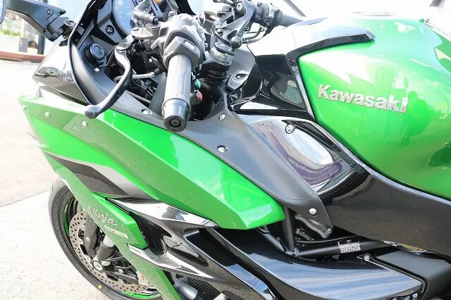 カワサキ Ninja H2SX+　バイクコーティング施工後のアップ写真