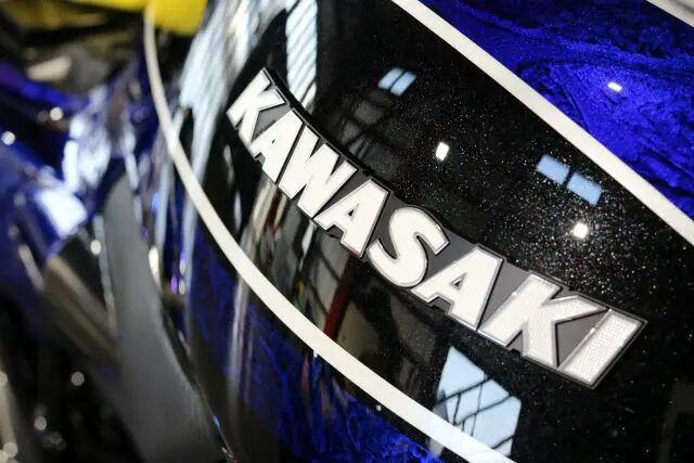 東京都 Kawasaki バイクコーティング　タンク部分