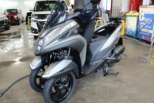 東京都江戸川区からお越しの新車ヤマハトリシティにバイク専用コーティングCR-1を施工させていただきました。