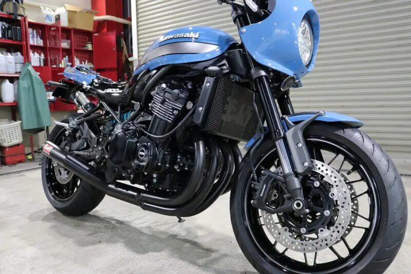 カワサキ Z900RS CAFE セラミックプロ9H施工後の全体写真