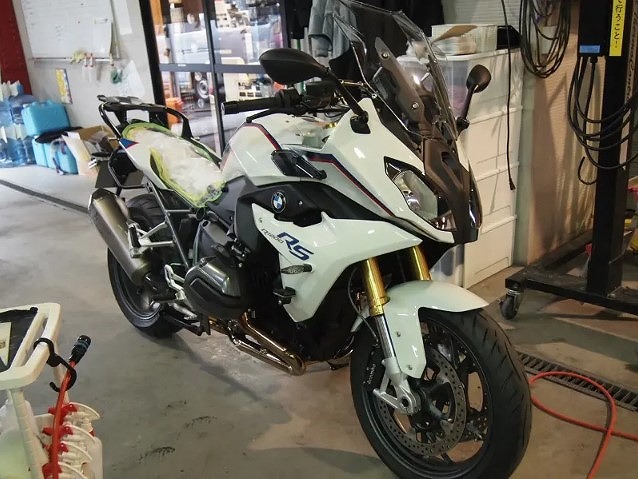 BMW1200RS　バイクコーティング